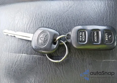 2008 Toyota Matrix from USA, damaged, VIN 2T1KR32E38C702257